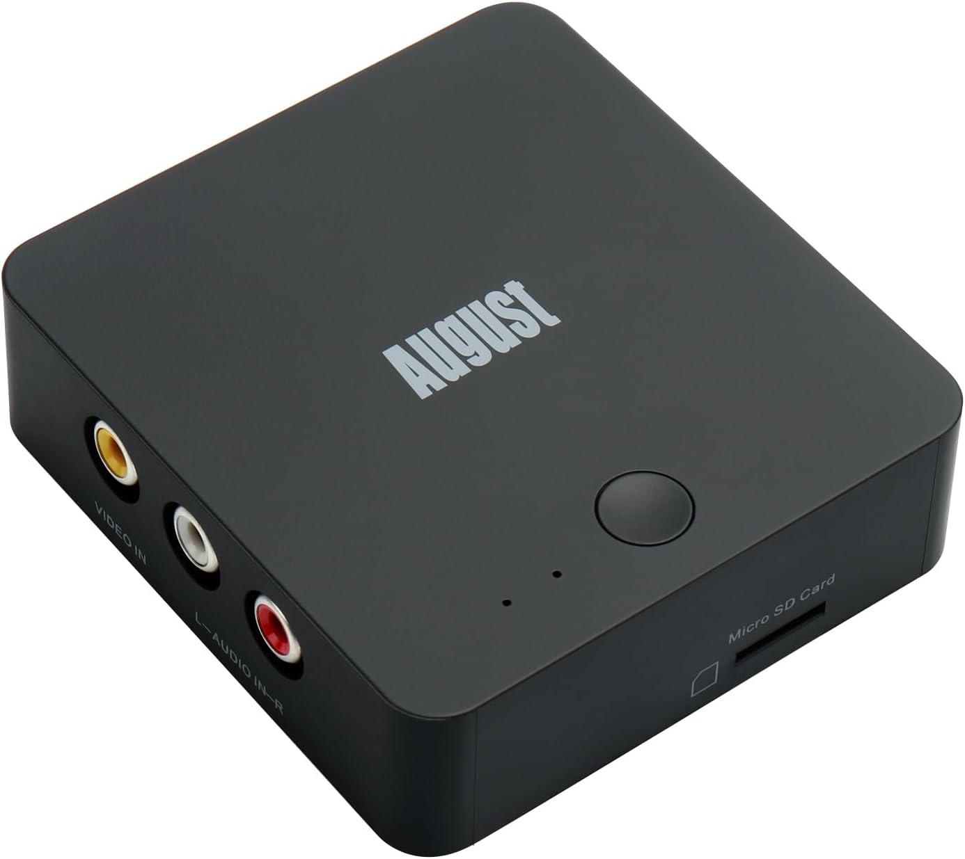 Mejore su cabina con un adaptador de transmisor FM táctil y satisfactorio y un cargador con puerto USB para coche. Cargue dispositivos, reproduzca audio sin interrupciones y controle el ecualizador con rodillos metálicos en un auténtico estilo heavy mecha